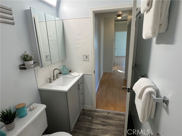Detail Gallery Image 12 of 31 For 2236 N Manning, Burbank,  CA 91505 - 4 Beds | 2 Baths