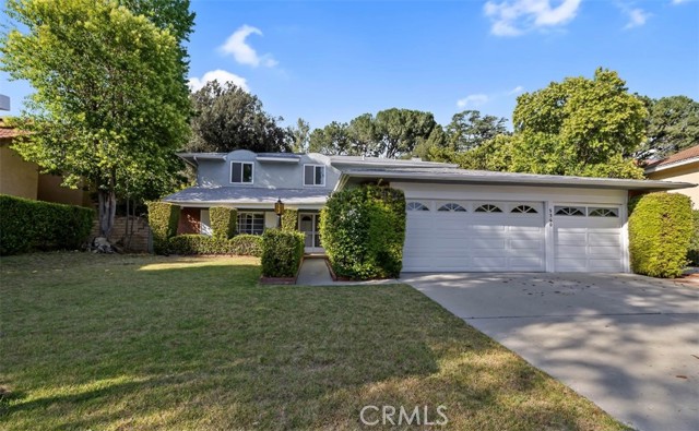 5340 Edgeware Drive, Calabasas CA: https://media.crmls.org/medias/fb3c0c03-a469-465b-a219-6499e91eccb9.jpg