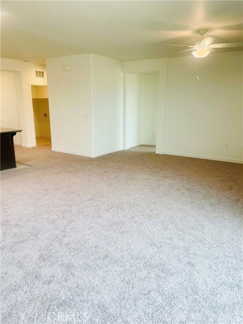 Detail Gallery Image 4 of 7 For 165 Squaw Valley Dr., Merced,  CA 95341 - 3 Beds | 2 Baths