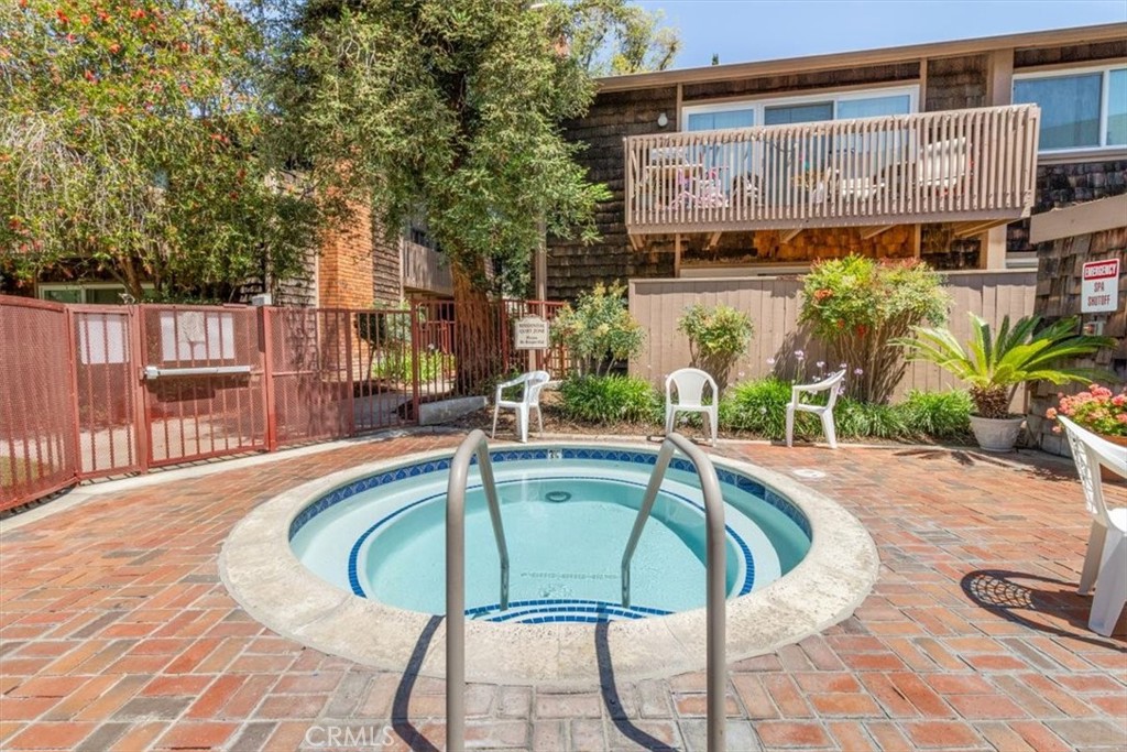 Fb3c77b1 E1a0 4127 A8f0 Ad271bf2fca7