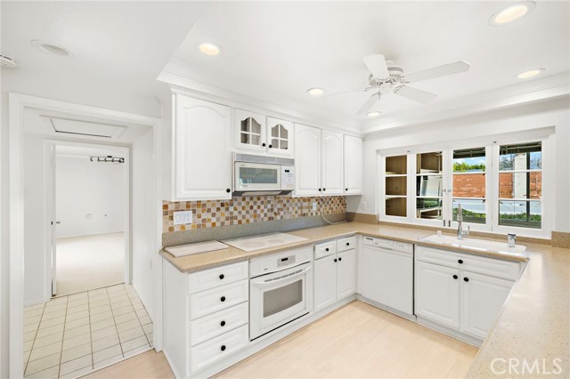 Detail Gallery Image 14 of 36 For 5092 Tero, Laguna Woods,  CA 92637 - 2 Beds | 2 Baths