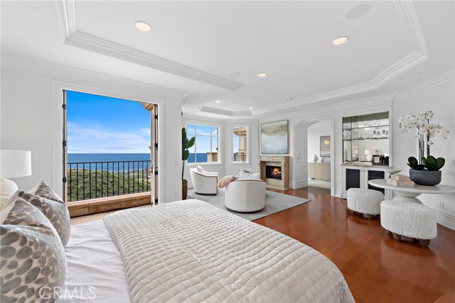 Detail Gallery Image 32 of 73 For 50 Pelican Crest Dr, Newport Coast,  CA 92657 - 6 Beds | 6/2 Baths