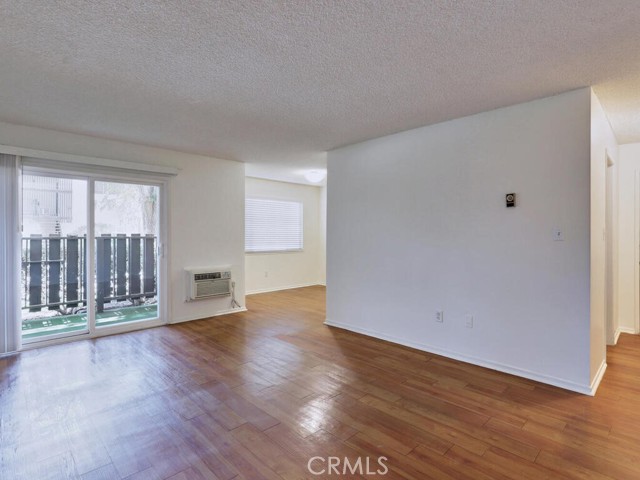 Detail Gallery Image 8 of 42 For 12200 Montecito Road #K101,  Seal Beach,  CA 90740 - 3 Beds | 2 Baths