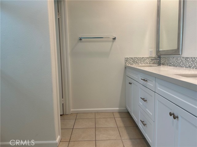 Detail Gallery Image 27 of 32 For 12259 Lima Way, Sylmar,  CA 91342 - 4 Beds | 3 Baths