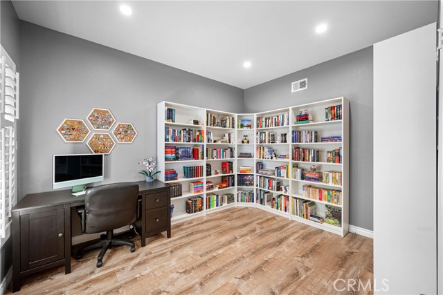 Detail Gallery Image 39 of 56 For 2969 Coral St, Corona,  CA 92882 - 5 Beds | 3 Baths