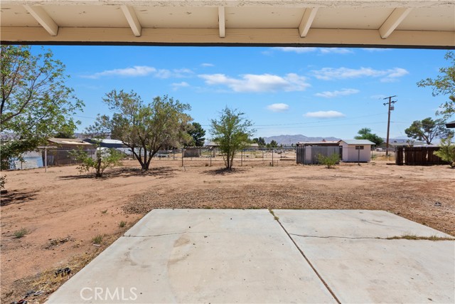 Detail Gallery Image 26 of 29 For 15615 Erie Rd, Apple Valley,  CA 92307 - 4 Beds | 2 Baths
