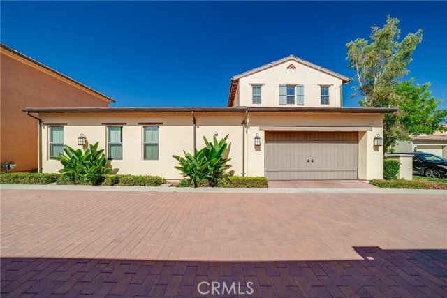 67 Brixton, Irvine CA: https://media.crmls.org/medias/fb3ede80-2145-4a94-90a0-8e1aaa05d83e.jpg