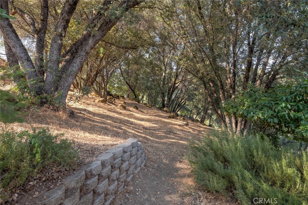 https://media.crmls.org/medias/fb3ee64a-7b51-4ba9-9439-a437551c3659.jpg?preset=X-Large