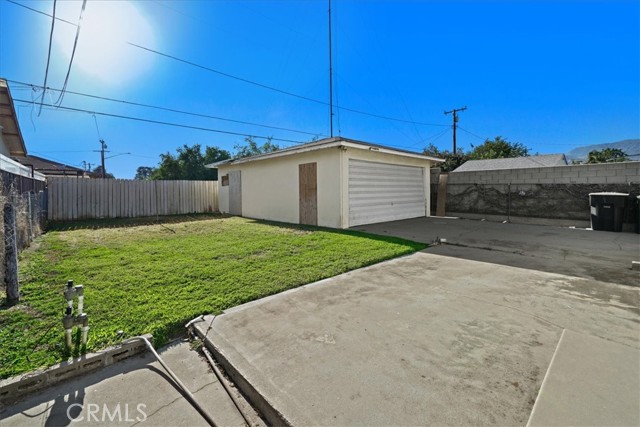2486 Belle Street, San Bernardino CA: https://media.crmls.org/medias/fb3f59ae-f89e-4df7-9bfc-c65691284376.jpg