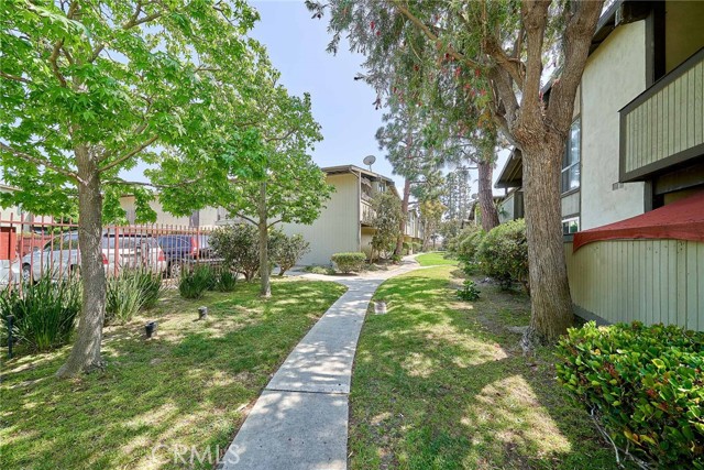832 Coriander Drive, Torrance CA: https://media.crmls.org/medias/fb3f9ad7-8cb9-43bb-9d3c-1230055140fc.jpg