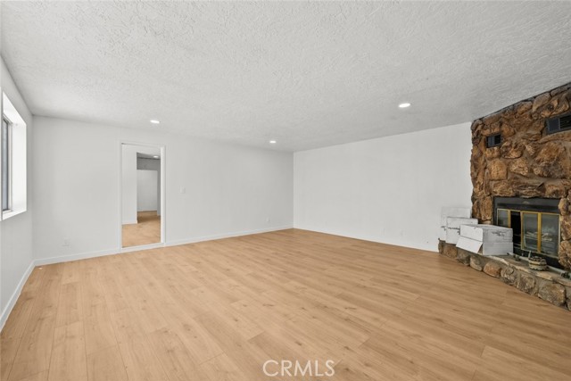 35235 82nd Street, Littlerock (also Little Rock), California 93543, ,Commercial Lease,For Rent,35235 82nd Street,CRSR25085804