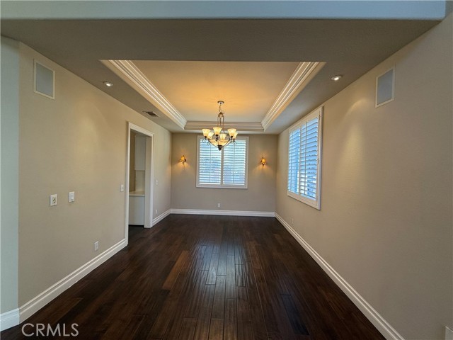 Detail Gallery Image 8 of 27 For 1354 Williamsburg Ln, Corona,  CA 92882 - 4 Beds | 3 Baths