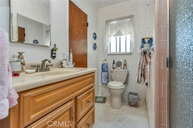 Image 13 of 39 For 16065 Doublegrove Street