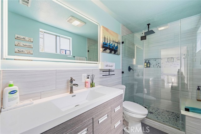 Detail Gallery Image 23 of 51 For 9546 Cecilia, Downey,  CA 90241 - 4 Beds | 2 Baths