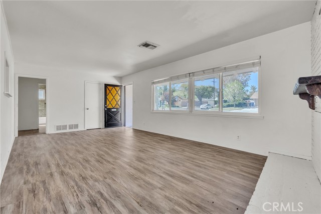 Detail Gallery Image 6 of 23 For 38734 Sage Tree St, Palmdale,  CA 93551 - 3 Beds | 2 Baths