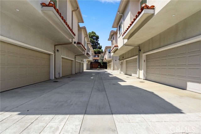 Detail Gallery Image 14 of 15 For 2043 Lincoln Ave, Torrance,  CA 90501 - 2 Beds | 2/1 Baths