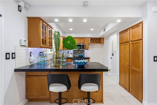 Detail Gallery Image 8 of 44 For 11912 Verbena Ct, Fountain Valley,  CA 92708 - 4 Beds | 3 Baths