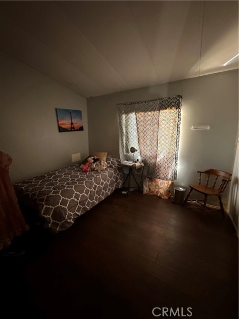 530 W Devonshire Avenue, Hemet CA: https://media.crmls.org/medias/fb44ffe7-9539-4e40-8b20-54ff46dd9829.jpg