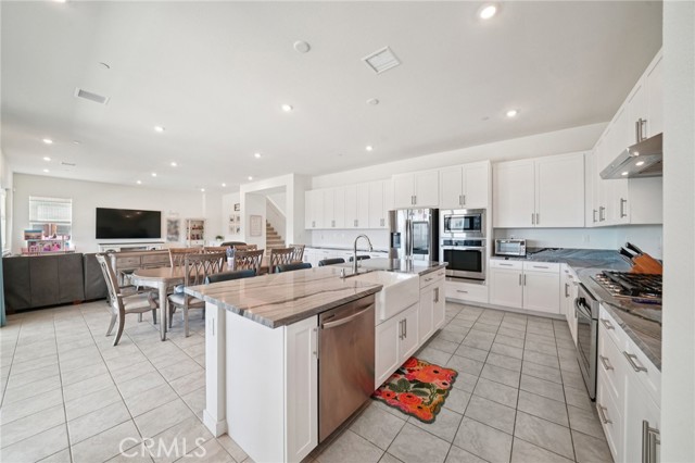 Detail Gallery Image 8 of 44 For 15825 Butterfly Dr, Fontana,  CA 92336 - 4 Beds | 3/1 Baths