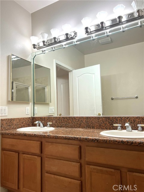 Detail Gallery Image 18 of 30 For 1118 W Huntington Dr #B,  Arcadia,  CA 91007 - 3 Beds | 2/1 Baths