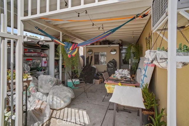 7343 Tujunga Avenue photo 6