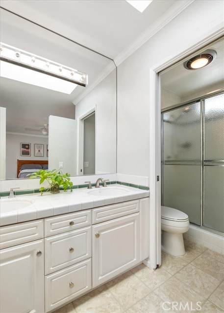 Detail Gallery Image 20 of 33 For 4185 Colfax Ave #D,  Studio City,  CA 91604 - 3 Beds | 3 Baths