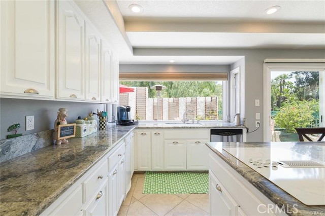 Detail Gallery Image 14 of 52 For 1802 Prince Albert Dr, Riverside,  CA 92507 - 2 Beds | 2 Baths