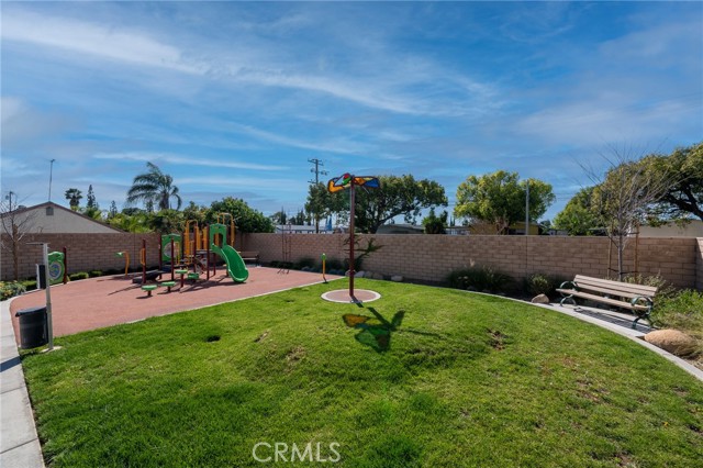 Detail Gallery Image 36 of 43 For 202 Bonita Ln, Rialto,  CA 92376 - 3 Beds | 2/1 Baths
