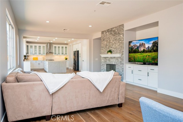 1846 W Ash Street, San Bernardino CA: https://media.crmls.org/medias/fb496a8d-8ee4-4c33-a171-8a32d70cb6b3.jpg