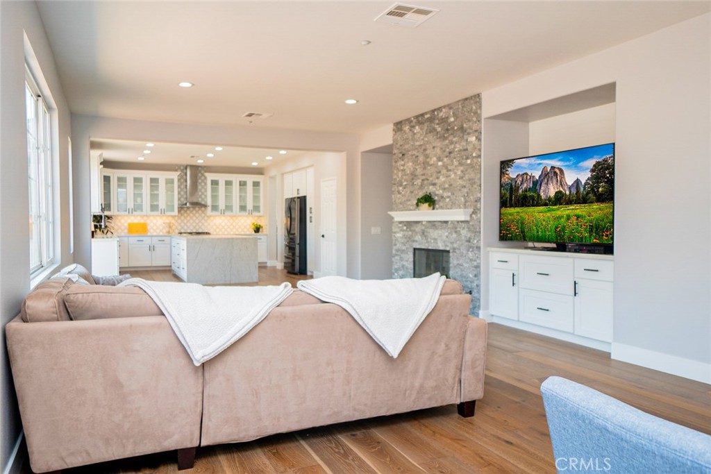 MLS #CV25175157 img 24