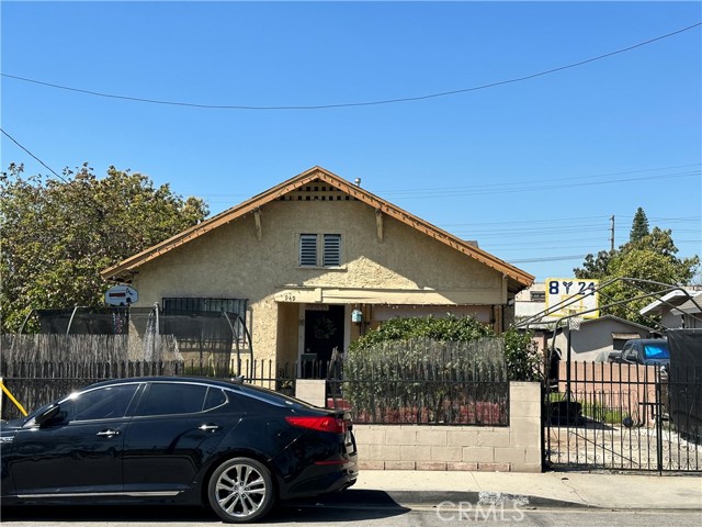 Detail Gallery Image 1 of 1 For 949 S Alma Ave, East Los Angeles,  CA 90023 - 3 Beds | 2 Baths