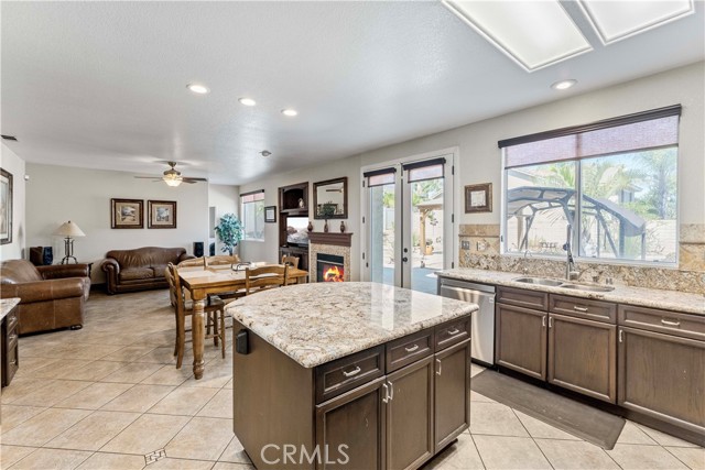 3582 Cedar Ridge Lane, Corona CA: https://media.crmls.org/medias/fb49ad02-a074-4e5a-ba6d-45a2f1bb361f.jpg