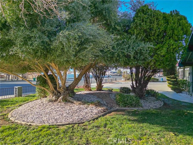 42722 20th W Street, Lancaster CA: https://media.crmls.org/medias/fb4b2f06-3a90-42a8-b503-fcbbae2827d1.jpg