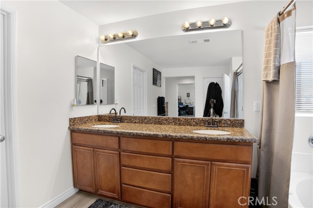 Detail Gallery Image 25 of 55 For 2301 Foxtail Dr, Palmdale,  CA 93551 - 5 Beds | 3 Baths