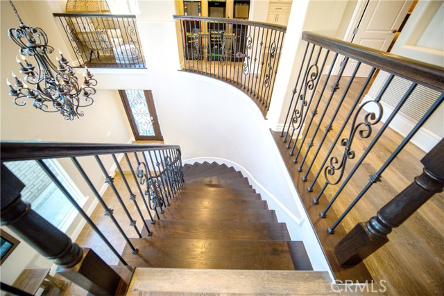 Detail Gallery Image 3 of 45 For 30385 South Fork Dr, Canyon Lake,  CA 92587 - 5 Beds | 3/1 Baths