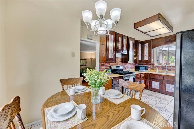Detail Gallery Image 12 of 37 For 7911 Rockwell Ave, Midway City,  CA 92655 - 3 Beds | 2 Baths