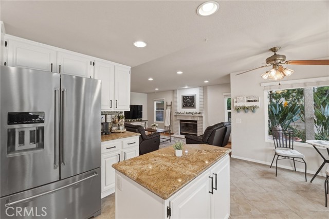 Image 17 of 54 For 16727 Lake Knoll