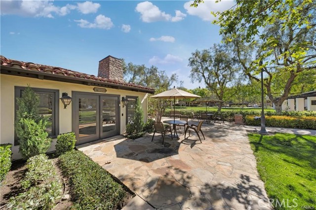 27 Antique Rose, Irvine CA: https://media.crmls.org/medias/fb4e0575-e4d1-4c38-9fcb-735a1d6c4d90.jpg