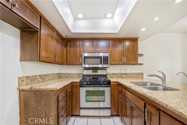 Detail Gallery Image 8 of 17 For 1738 Puente Ave #50,  Baldwin Park,  CA 91706 - 2 Beds | 2 Baths