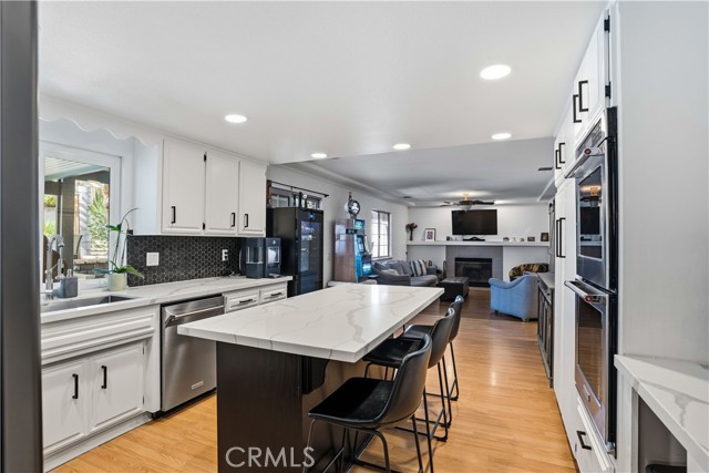 Detail Gallery Image 13 of 72 For 30169 Gulf Stream Dr, Canyon Lake,  CA 92587 - 4 Beds | 3 Baths