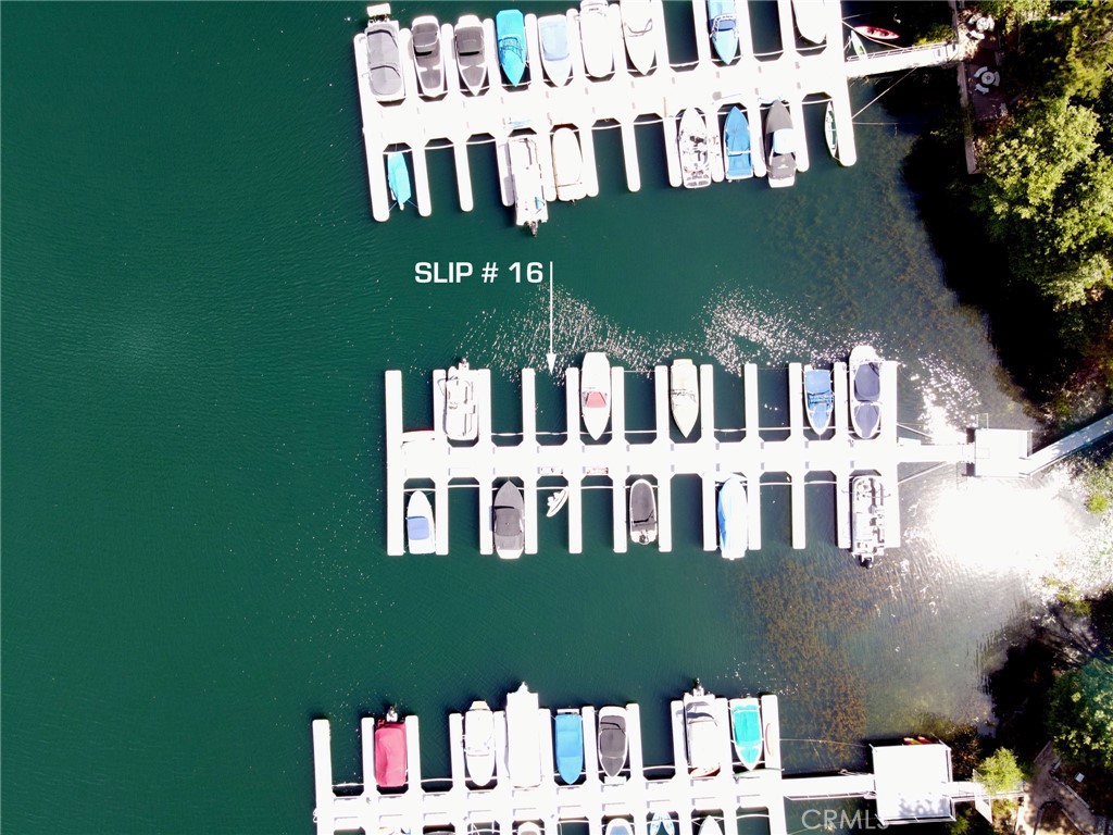 https://media.crmls.org/medias/fb507b82-28b7-47e0-bab1-fadce568a0a9.jpg?preset=X-Large