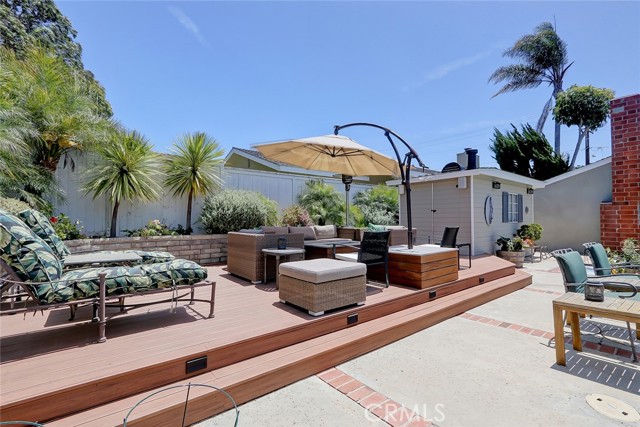 1837 8th Street, Manhattan Beach, California 90266, 3 Bedrooms Bedrooms, ,2 BathroomsBathrooms,Residential,Sold,8th,SB22116074