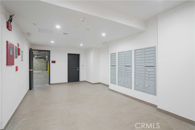 Detail Gallery Image 30 of 32 For 8750 Sepulveda Bld #308,  North Hills,  CA 91343 - 1 Beds | 1 Baths