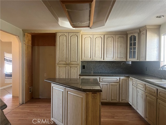 Detail Gallery Image 8 of 17 For 13066 3rd, Chino,  CA 91710 - 2 Beds | 1 Baths