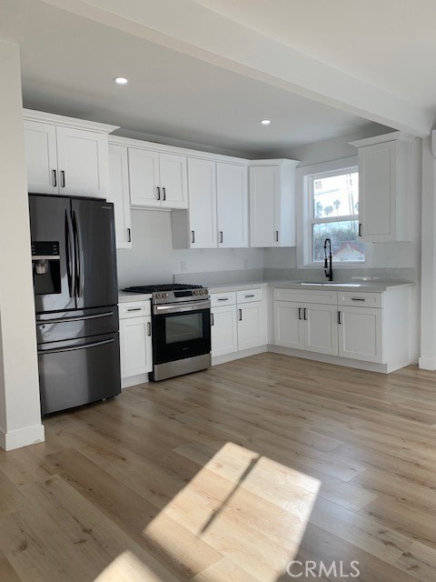 Detail Gallery Image 2 of 10 For 247 N New Hampshire, Los Angeles,  CA 90004 - 1 Beds | 1 Baths