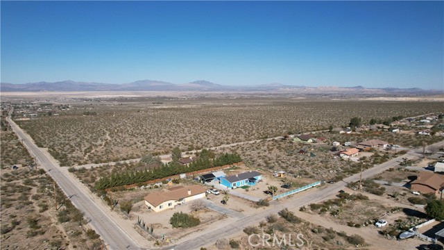 Detail Gallery Image 15 of 18 For 32573 Azurite, Lucerne Valley,  CA 92356 - – Beds | – Baths