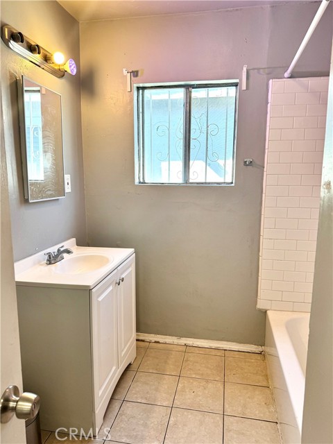 Detail Gallery Image 27 of 27 For 227 E 111th St, Los Angeles,  CA 90061 - 5 Beds | 3 Baths