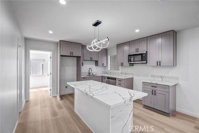 10517 Firmona Avenue, Inglewood CA: https://media.crmls.org/medias/fb521310-0593-4b51-b849-7f27daa7e269.jpg