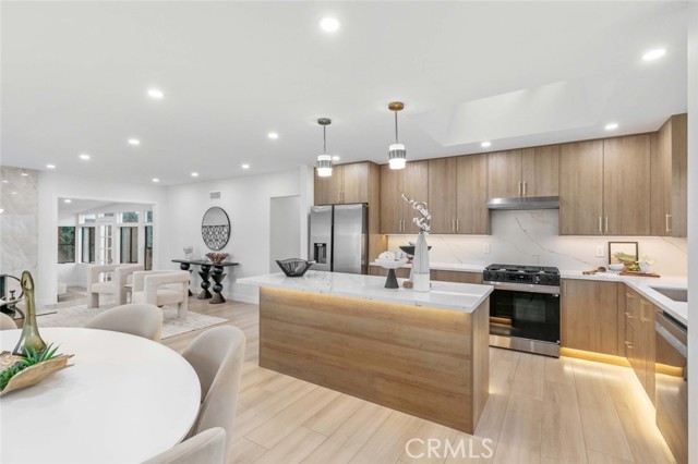 Detail Gallery Image 23 of 72 For 8633 Le Berthon St, Sunland,  CA 91040 - 5 Beds | 3 Baths