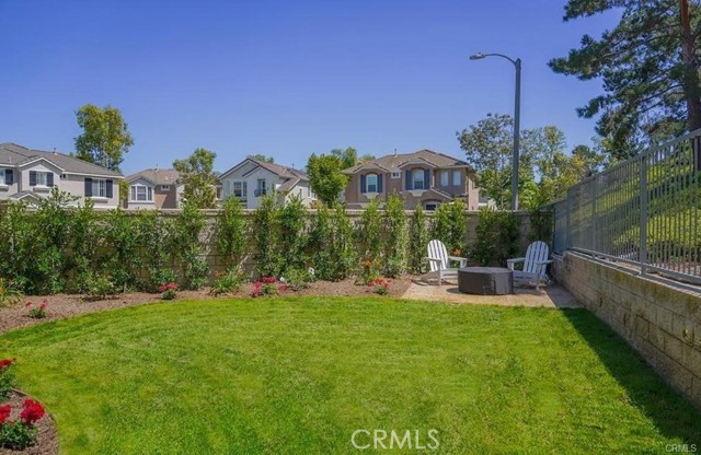 Detail Gallery Image 5 of 22 For 15 Parisville, Aliso Viejo,  CA 92656 - 4 Beds | 3 Baths